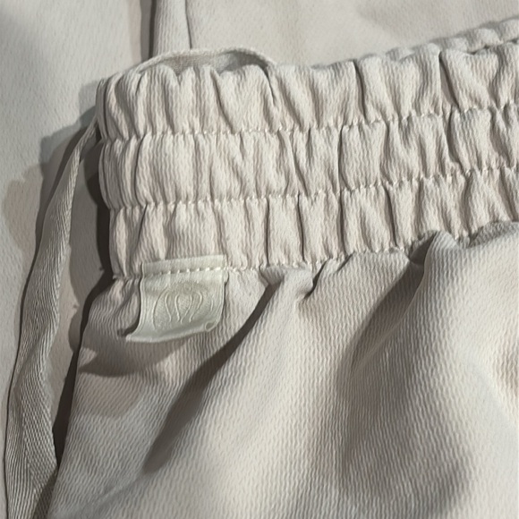 Lululemon New Venture Trouser Large - Picture 3 of 4